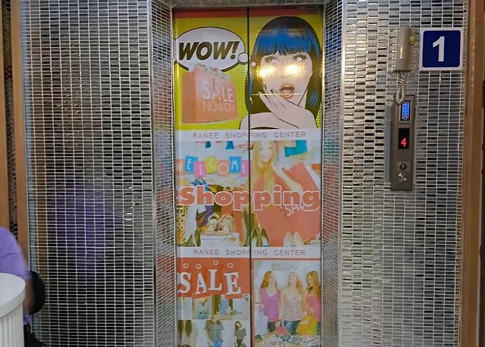 Wow-guesthouse Soi 19 *