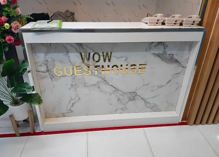 Wow-guesthouse Soi 19 *