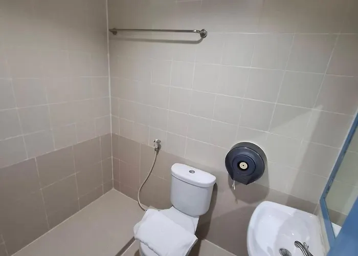 Wow-guesthouse Soi 19 * בנגקוק